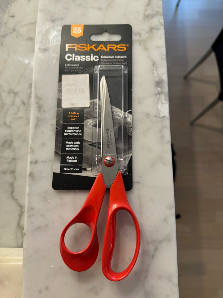 Saks, Fiskars