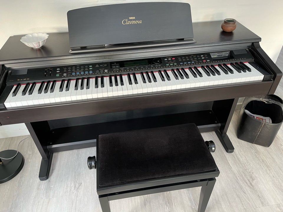 Elklaver, Yamaha, Clavinova