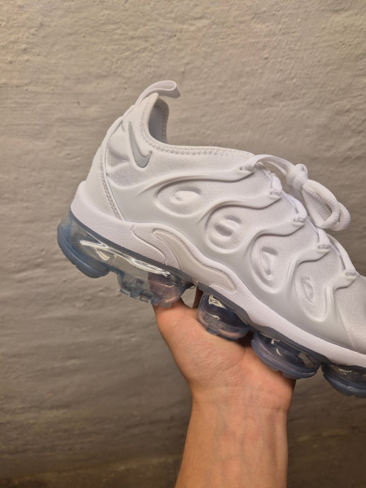 Sneakers, Nike Air Vapormax Plus