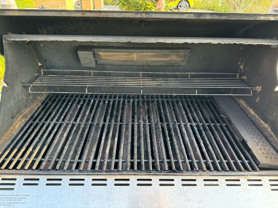 Gasgrill Weber Summit 670