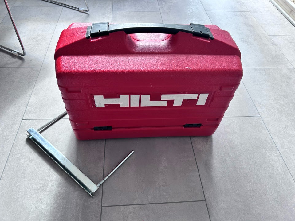 Dyksav, Hilti