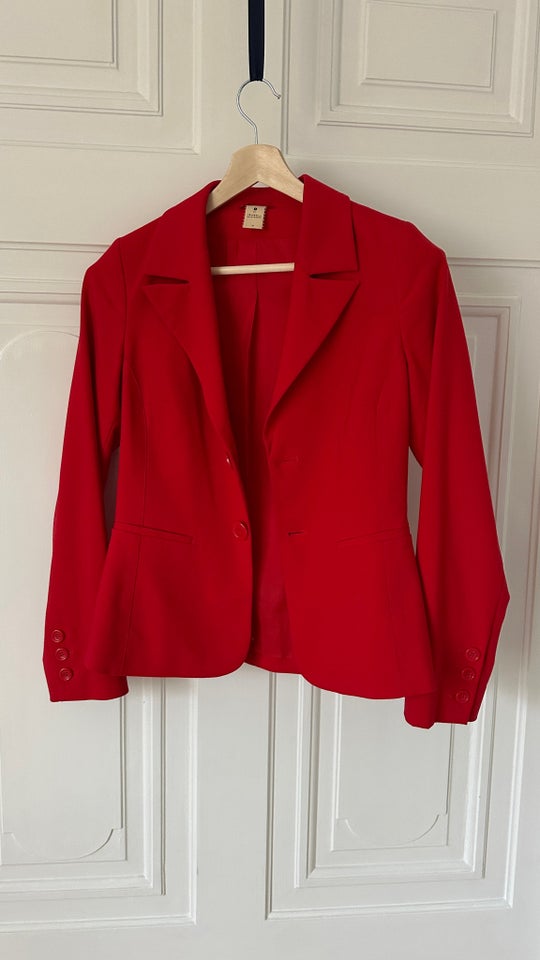 Blazer, str. 38, Isabel Kristensen