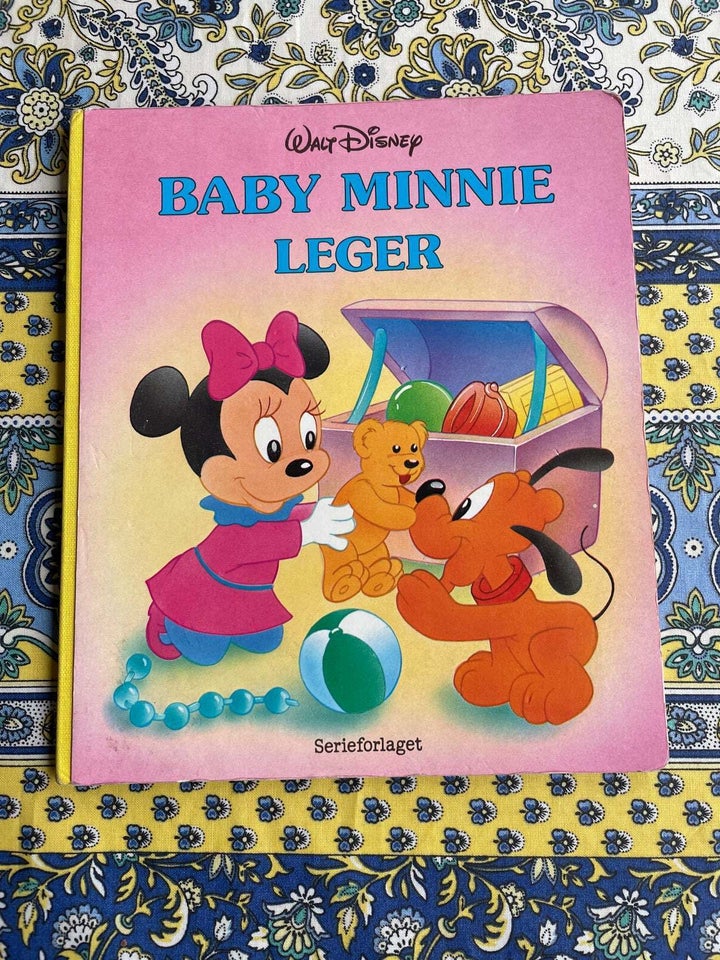 Baby Minnie leger, Walt Disney