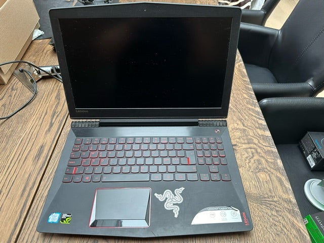 Lenovo Y520 25 GHz 8 GB ram