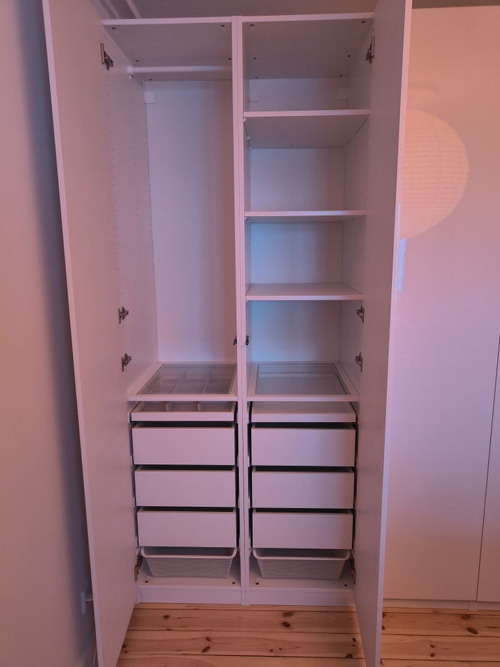 Garderobeskab, Ikea, b: 199 d: 60 h: