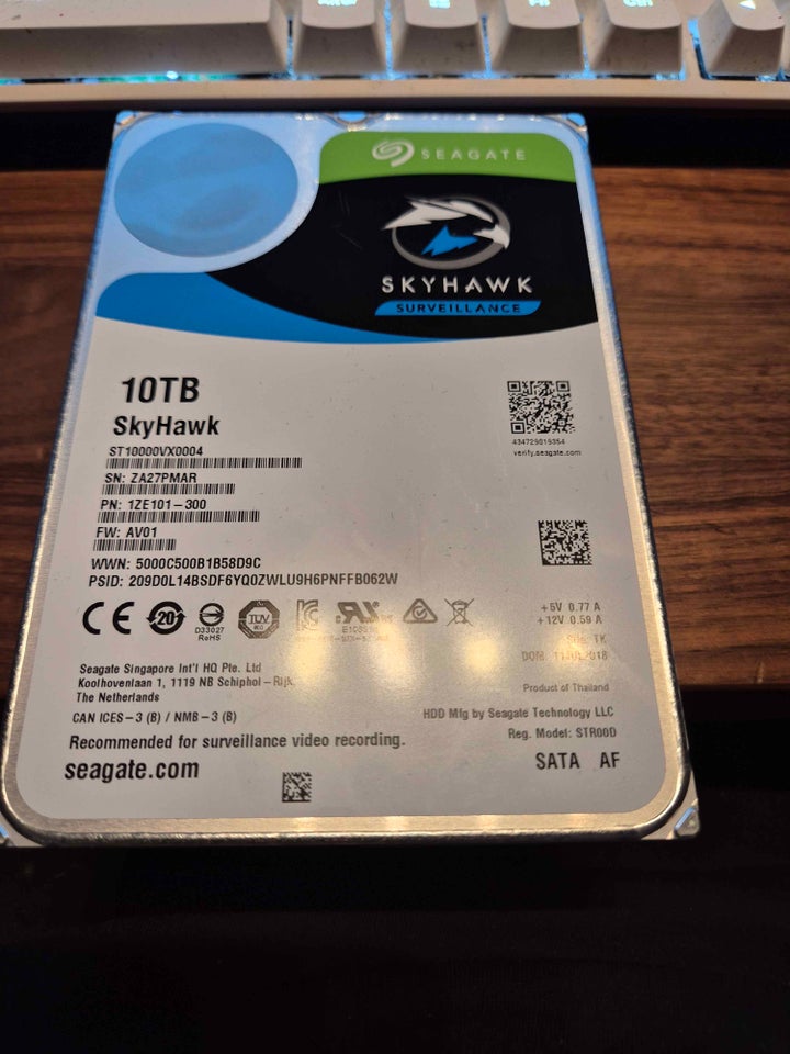 Seagate, 10000 GB, Perfekt