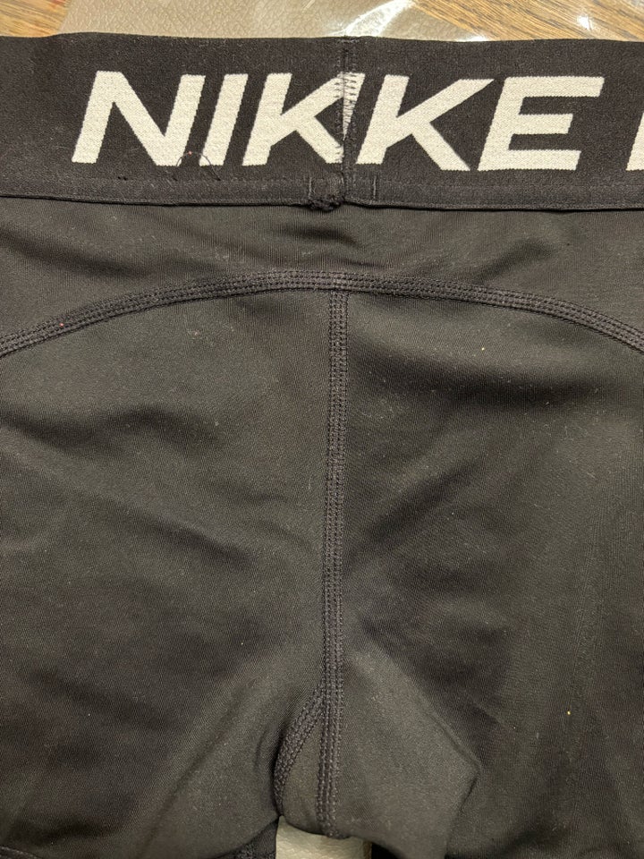 Shorts, Nike str S 128/134, Nike