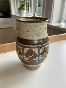 Stentøj eller keramik vase