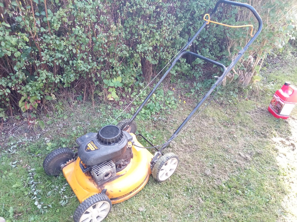 Anden plæneklipper Cub cadet