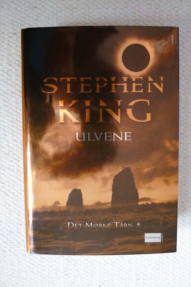 Ulvene, Stephen King, genre: