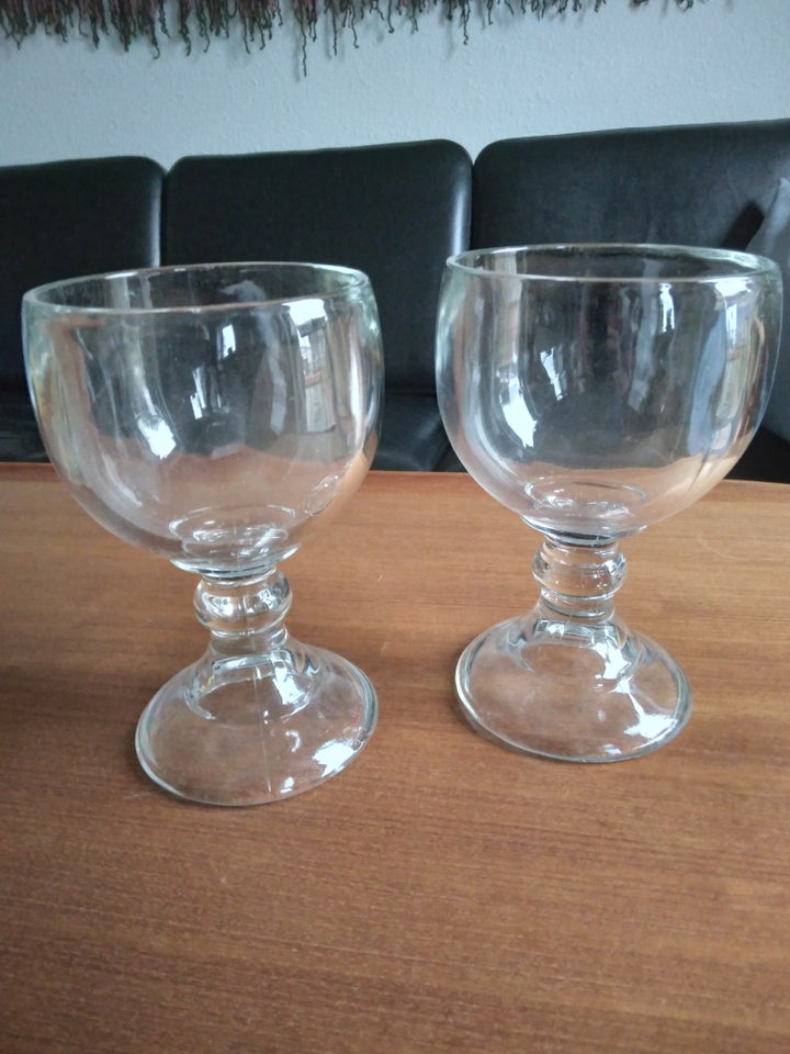 Lysestage, Glas