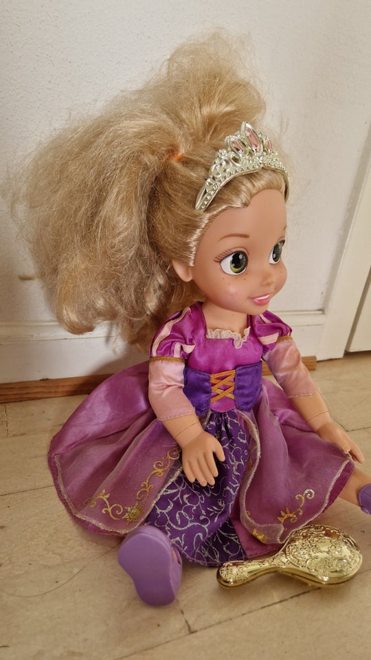 Andet, Disney Rapunzel-dukke