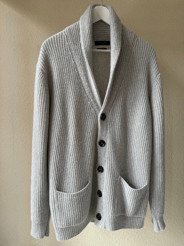 Cardigan, Daniele Fiesoli, str. XL