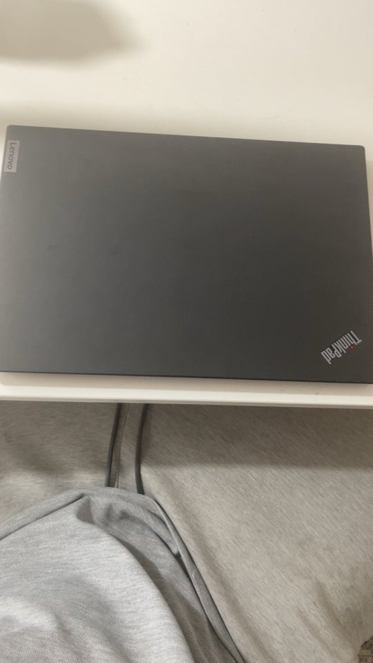 Lenovo T14s God