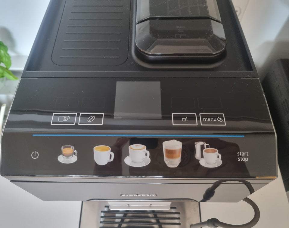 Fuldautomatisk espressomaskine 