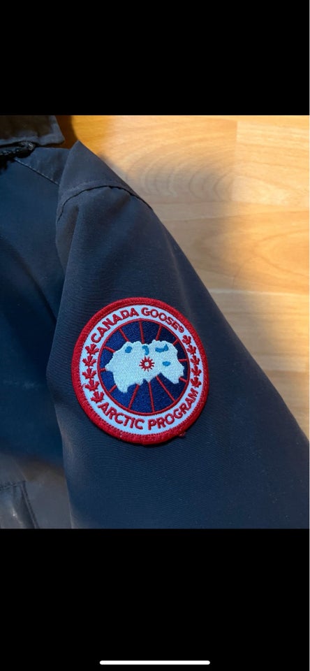 Frakke, str. L, Canada goose