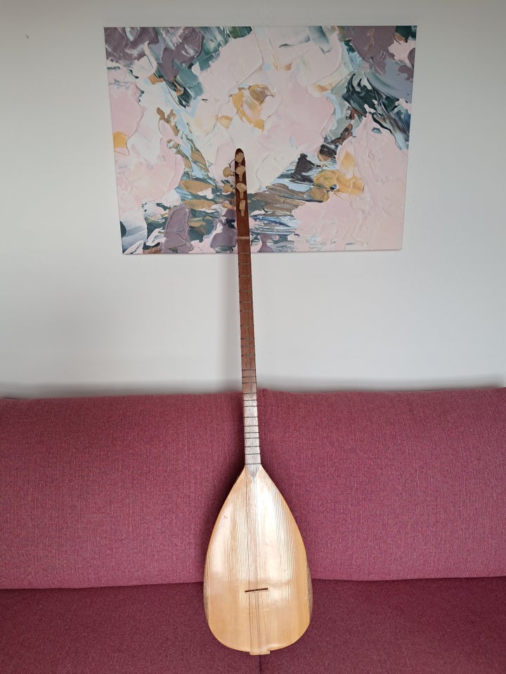 Instrument Saz baghlam