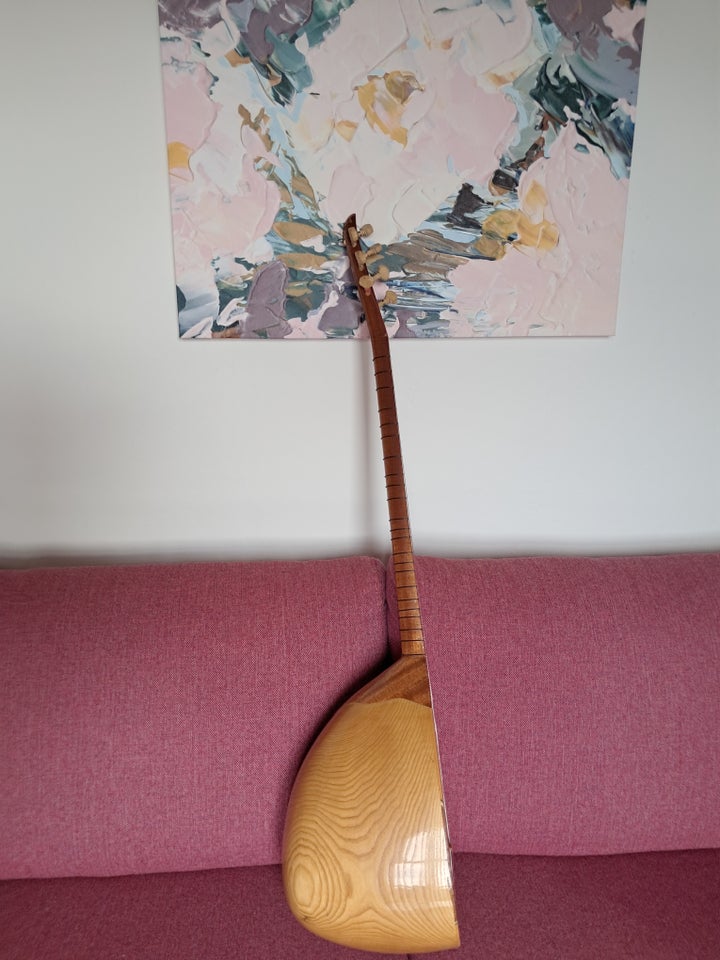 Instrument Saz baghlam