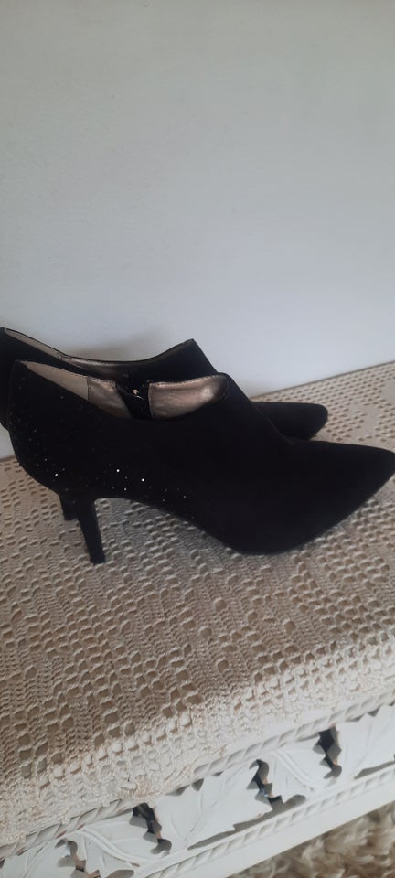 Pumps str 41 Victoria Delef