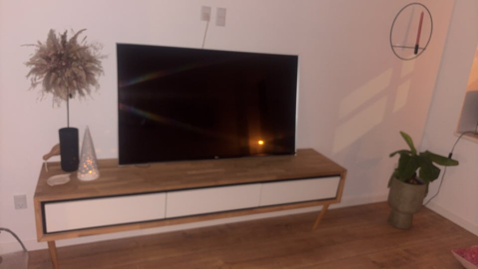 Tv-bænk, egetræ, b: 187