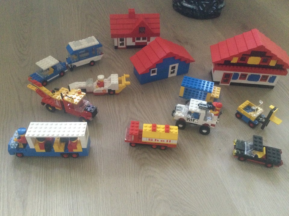 Lego andet, Huse