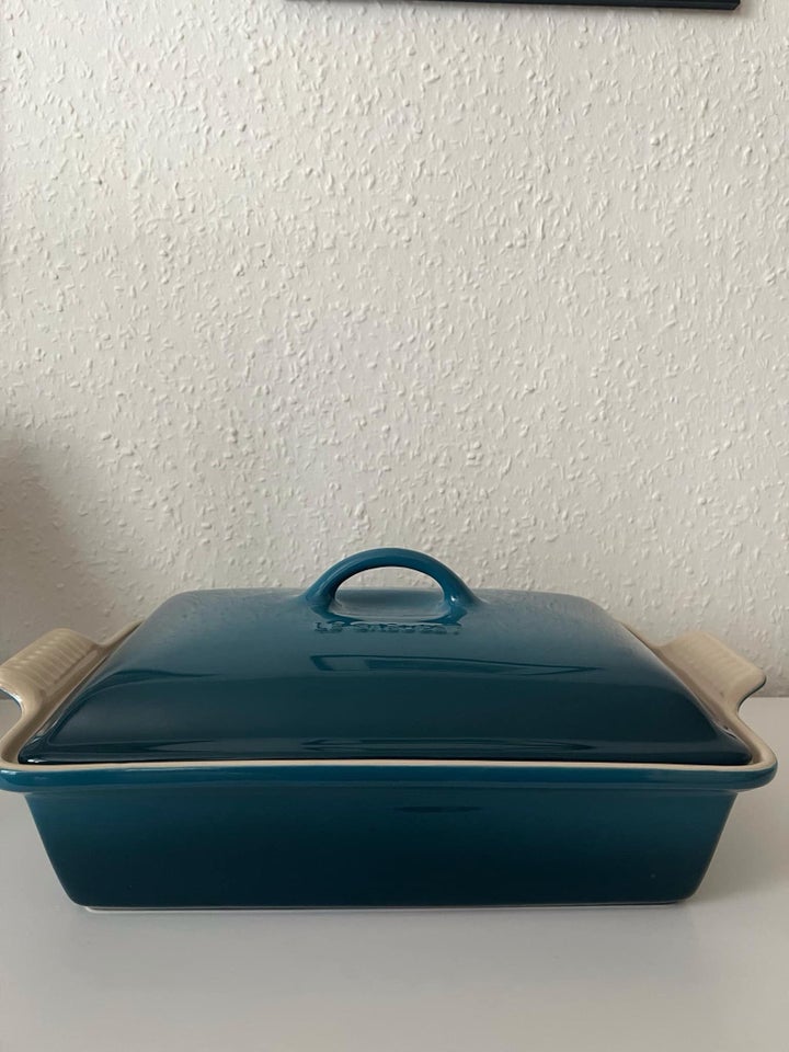 Stegeso, Le creuset