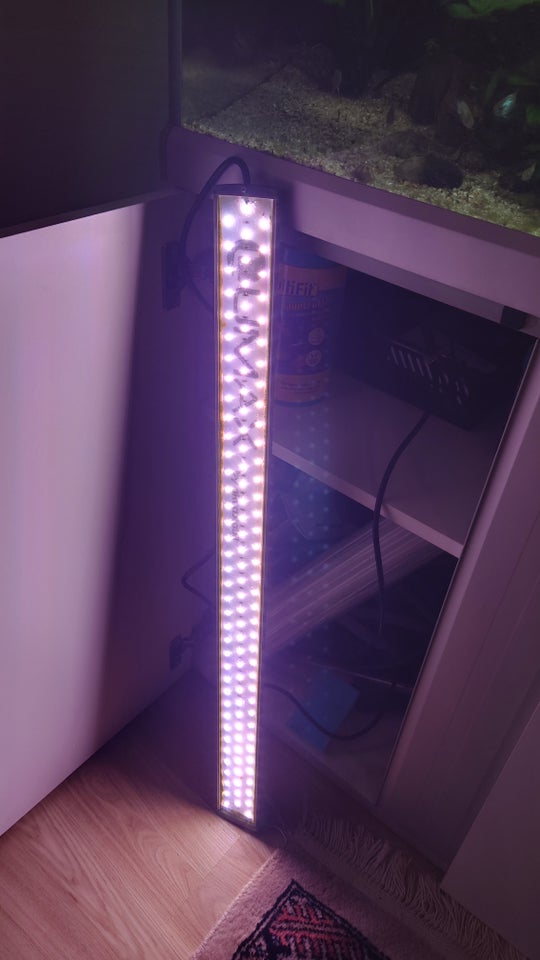 LED belysning, b: 73 d: 8 h: 1