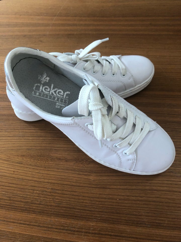 Sneakers str 40 Rieker