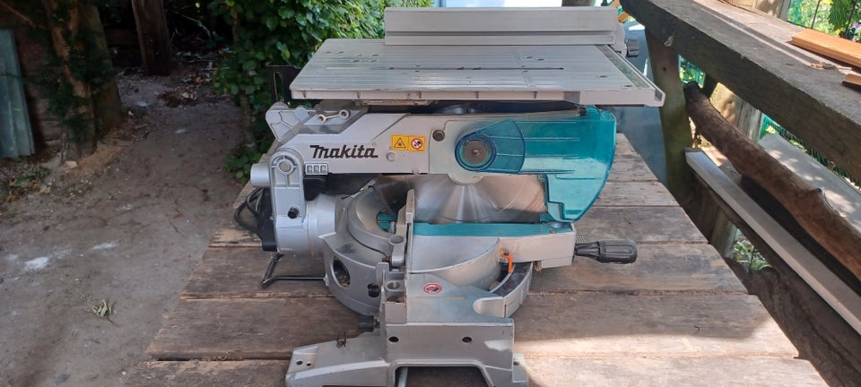 Bordrundsav Makita Lh1201fl