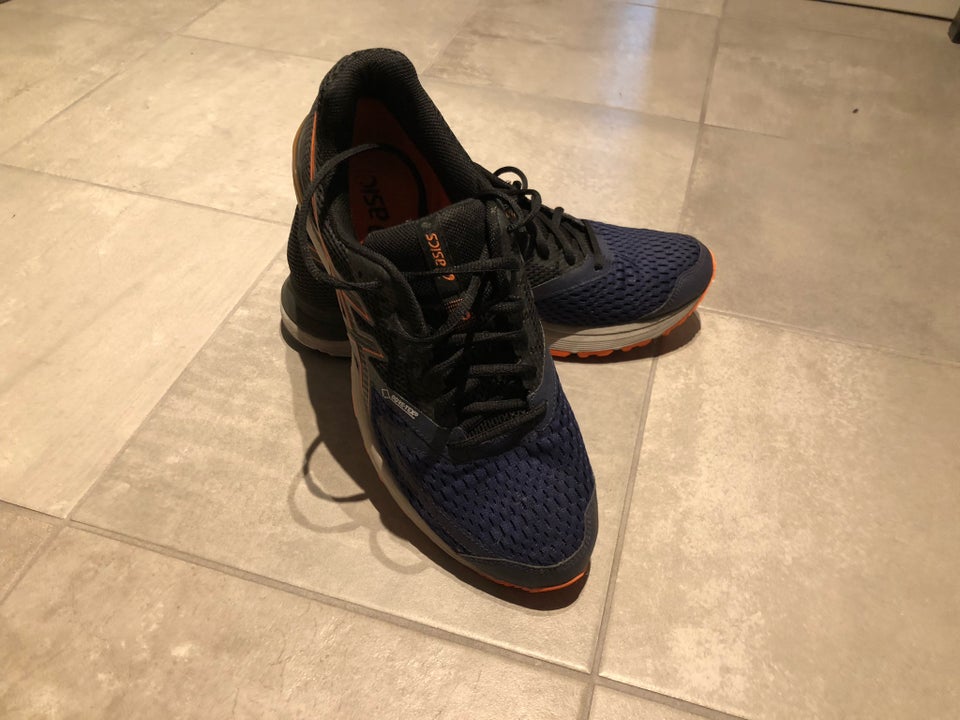 Løbesko, Asics, str. 43,5