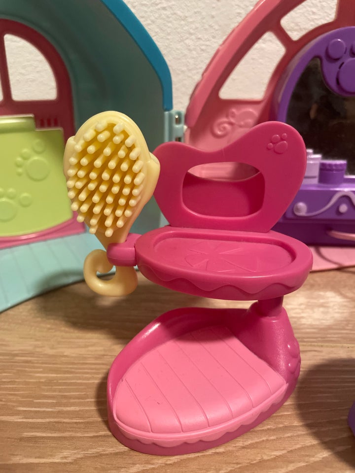 Fisher-Price klassikere, Frisør /