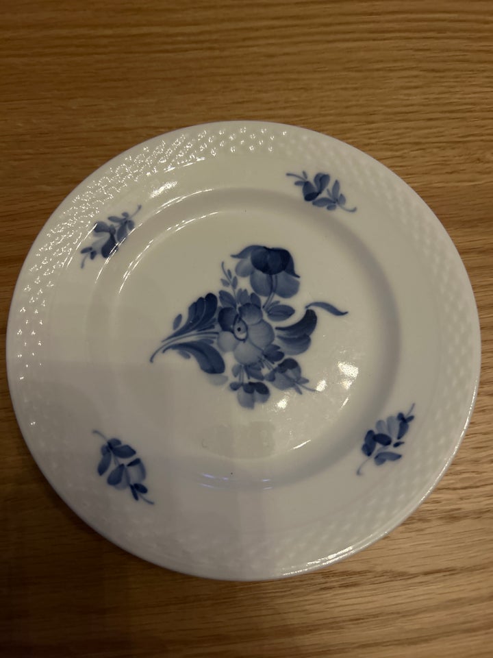 Porcelæn, Tallerkner, Royal