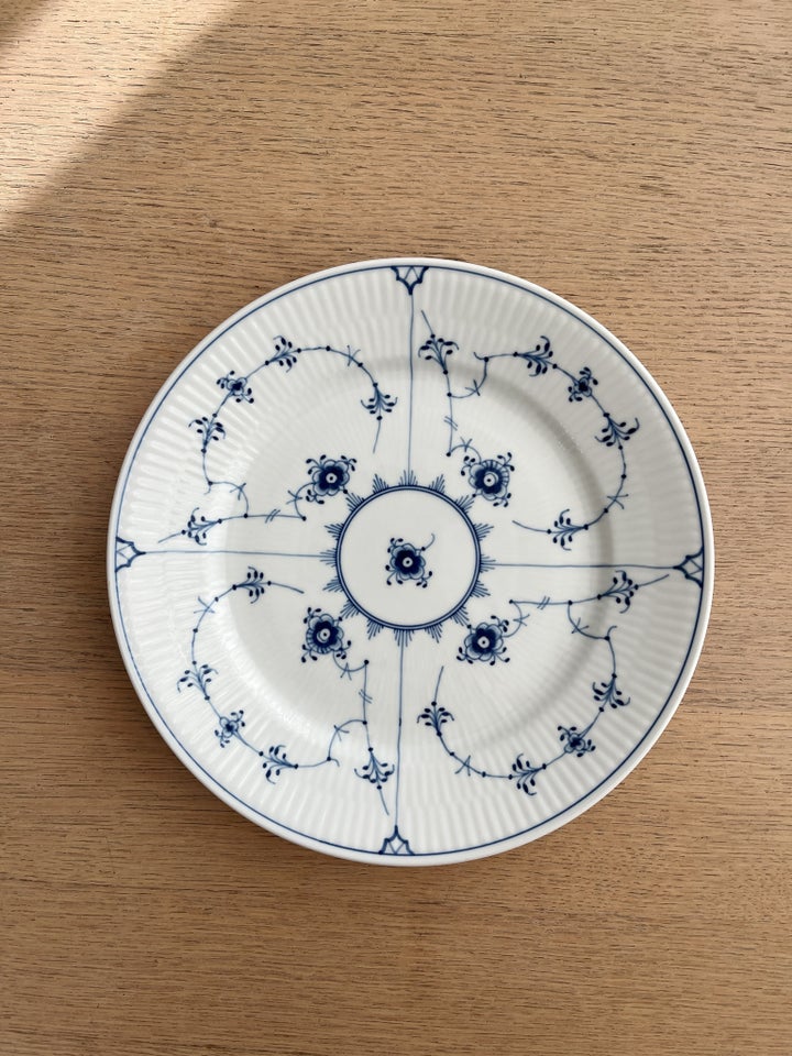 Porcelæn, Frokosttallerken,