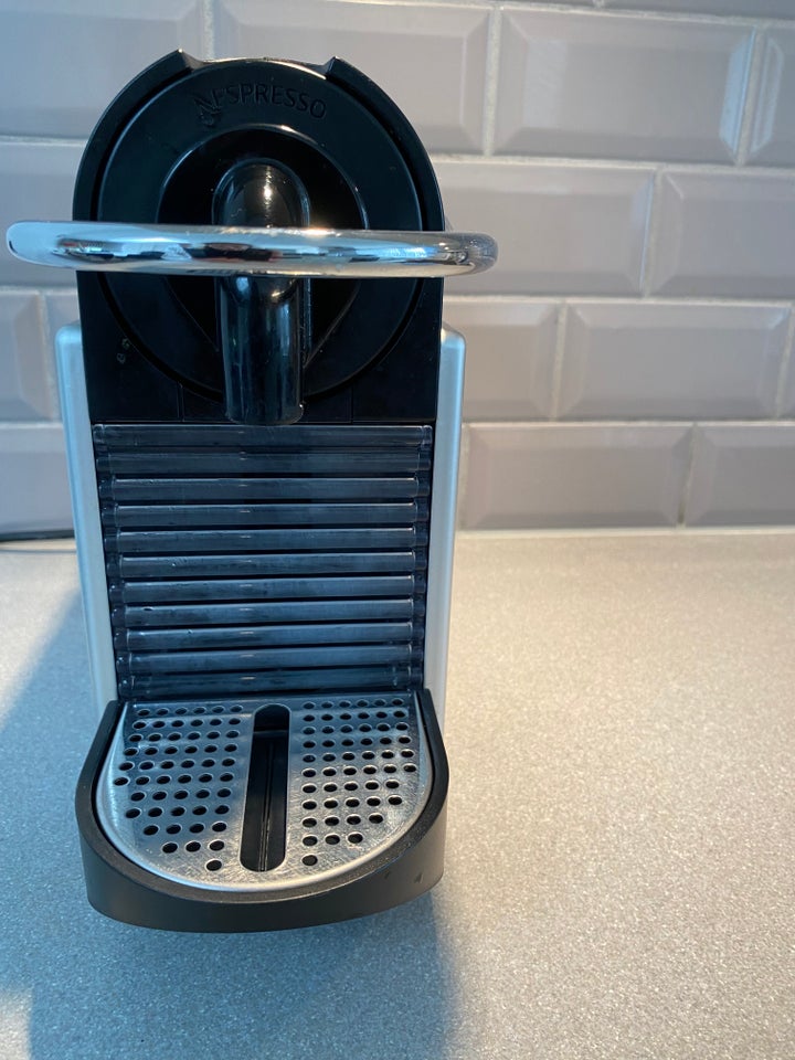 KAFFEMASKINE NESPRESSO PIXIE