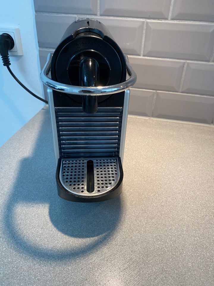 KAFFEMASKINE NESPRESSO PIXIE