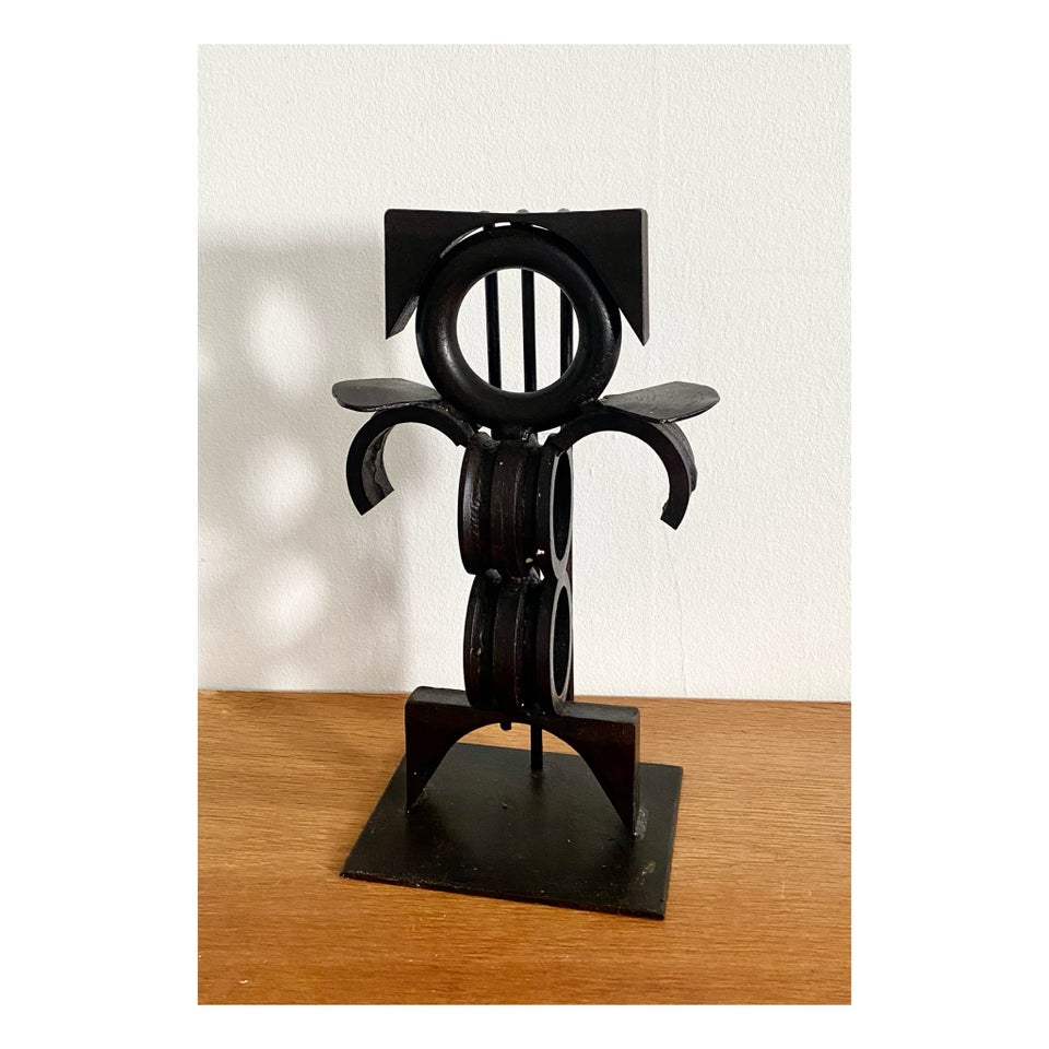 Metal skulptur, motiv: Abstrakt