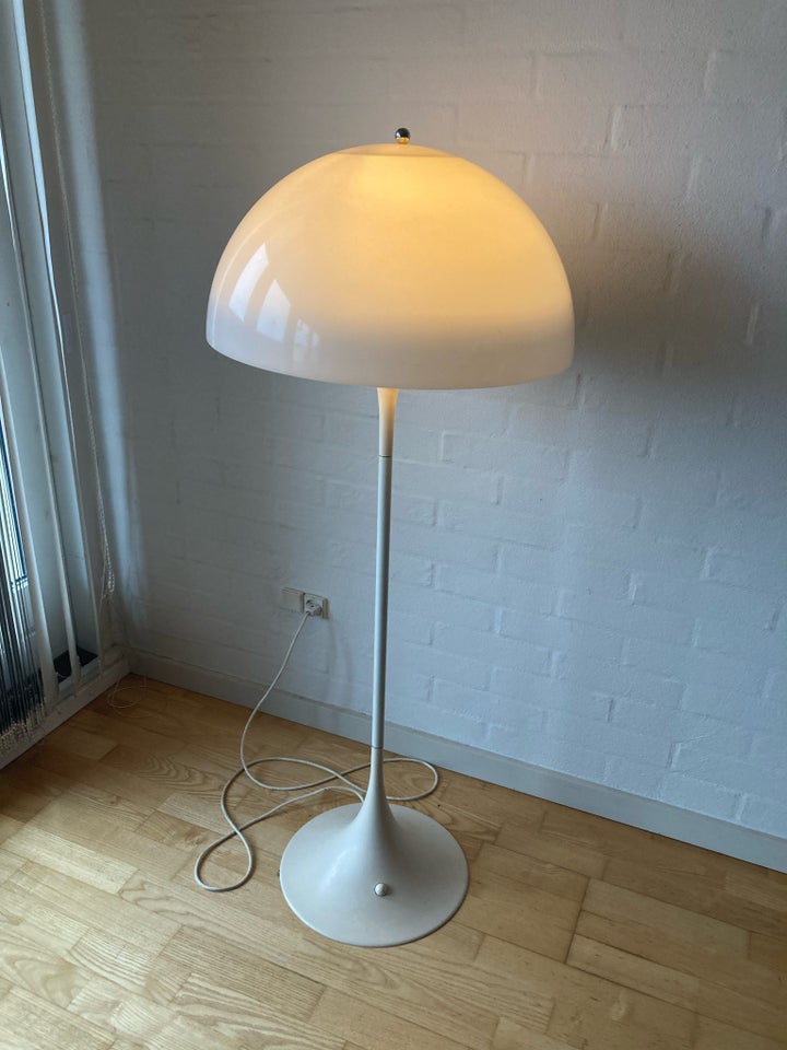 Gulvlampe, Luis poulsen -