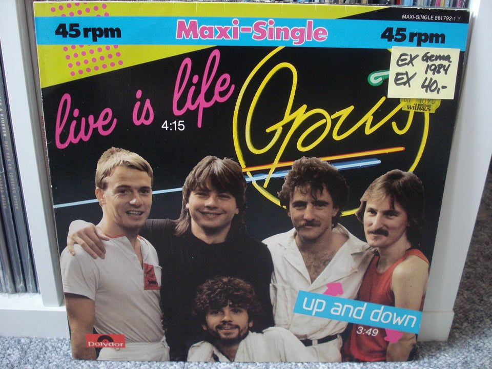 Maxi-single 12", Opus, Live Is Life