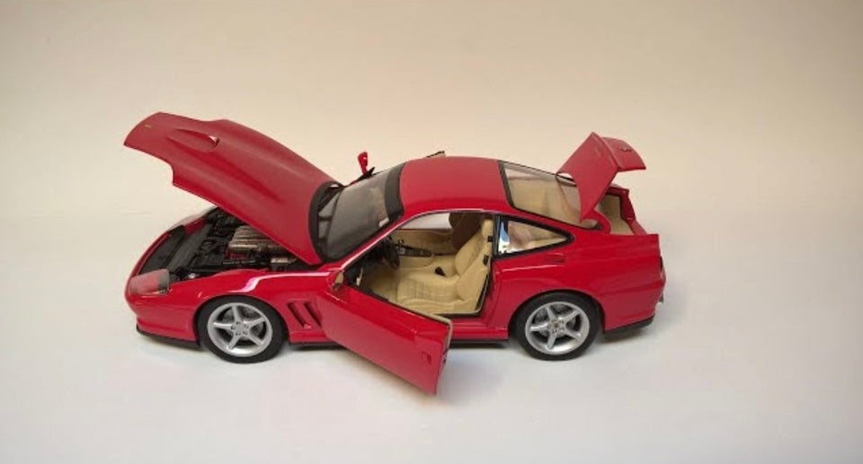 Modelbil, Ferrari 550 1996, skala