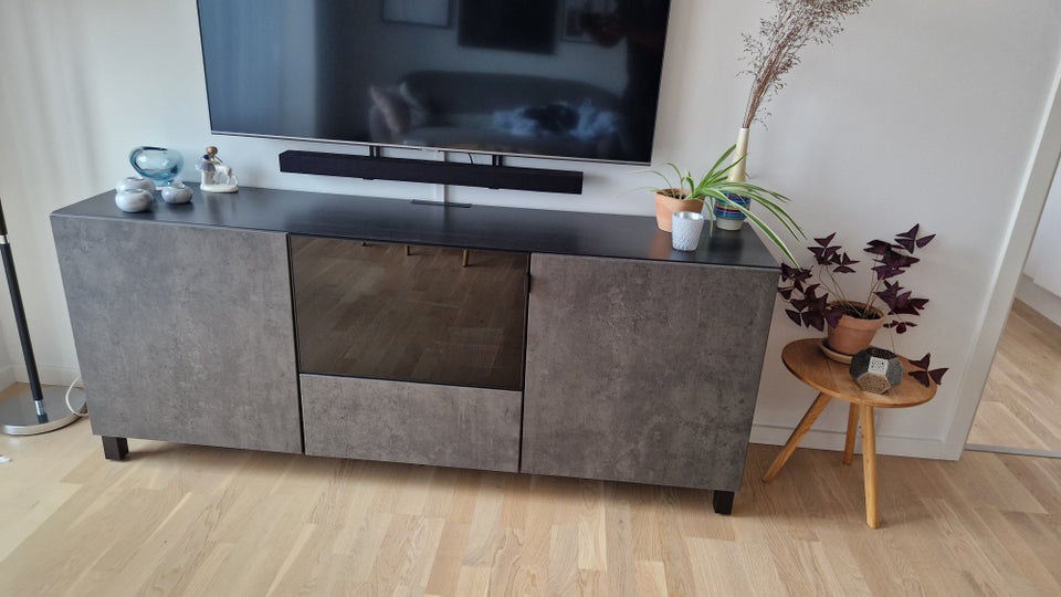 Tv-bænk, andet materiale, b: 180 d: