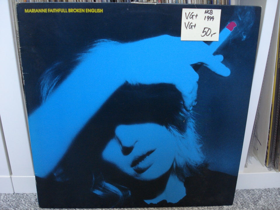 LP, Marianne Faithfull, Broken