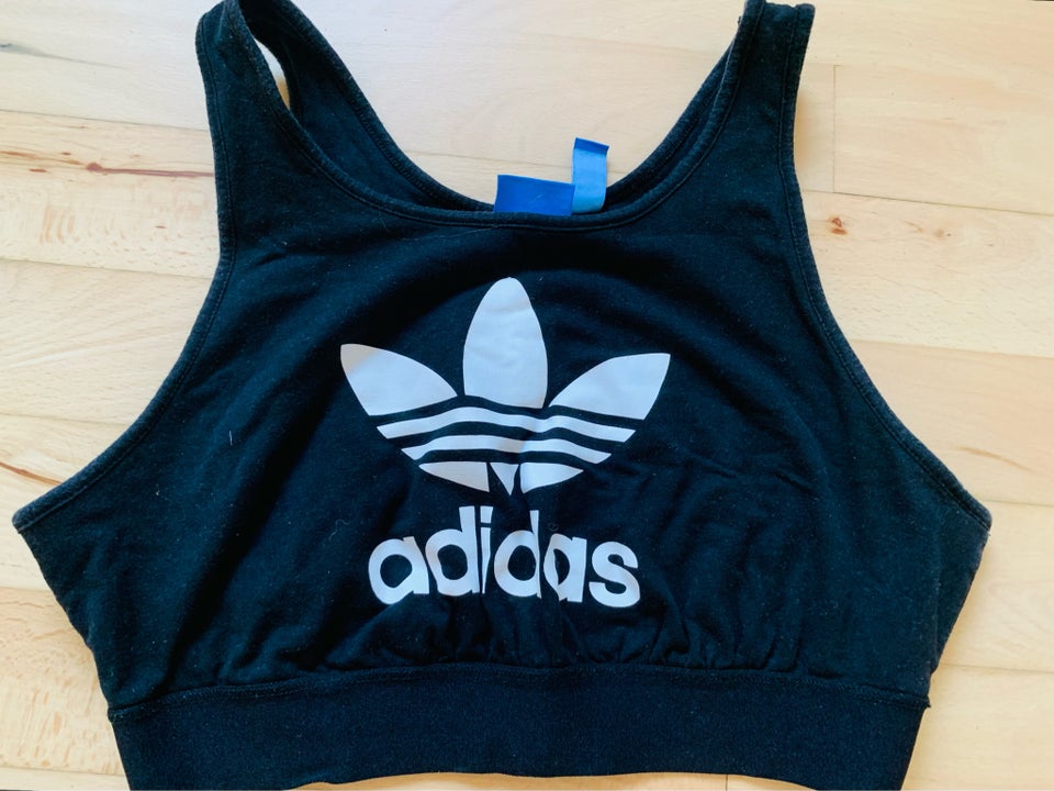 Top, Adidas, str. 40