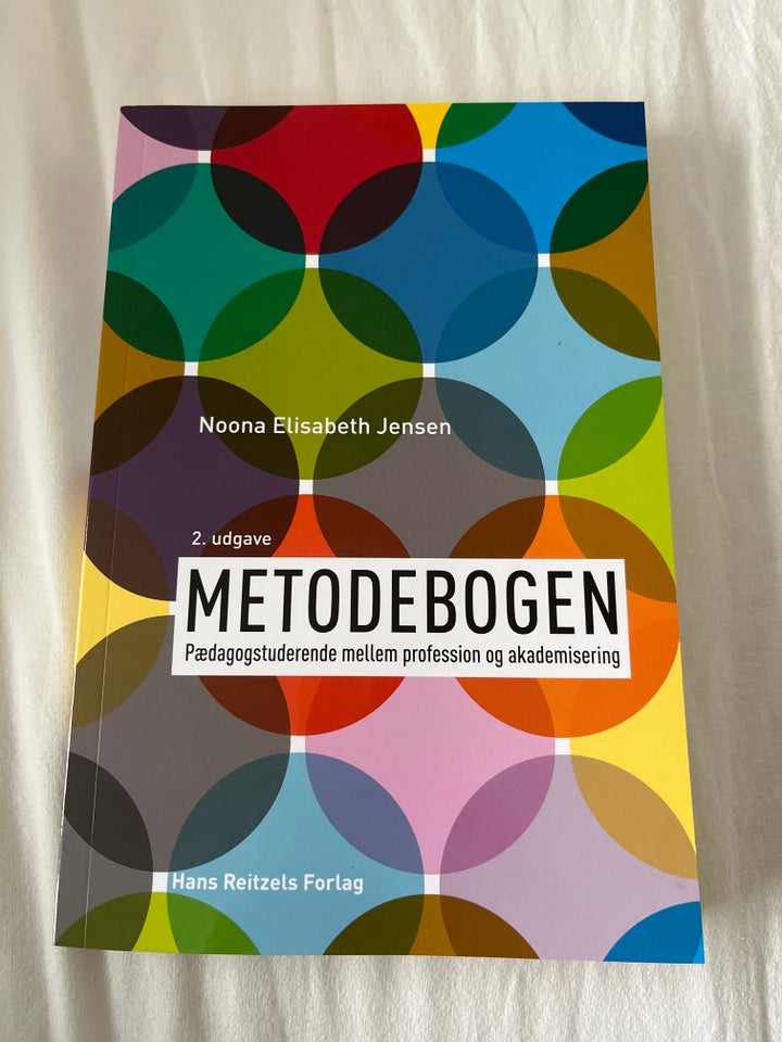 Metodebogen, Noona Elisabeth