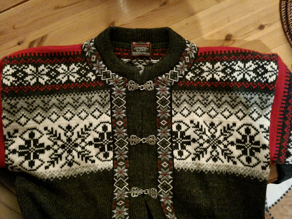 Cardigan, Norwool, str. 38