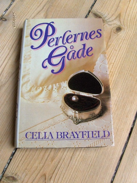 Perlernes Gåde, CELIA BRAYFIELD,