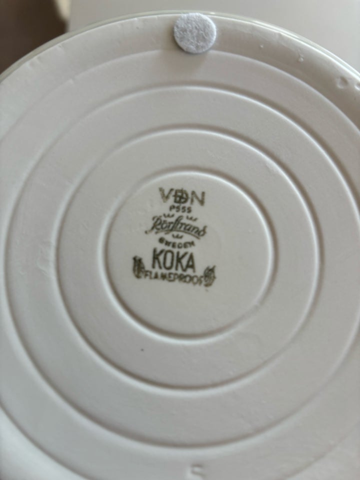 Porcelæn, Skål med låg 19 vm i