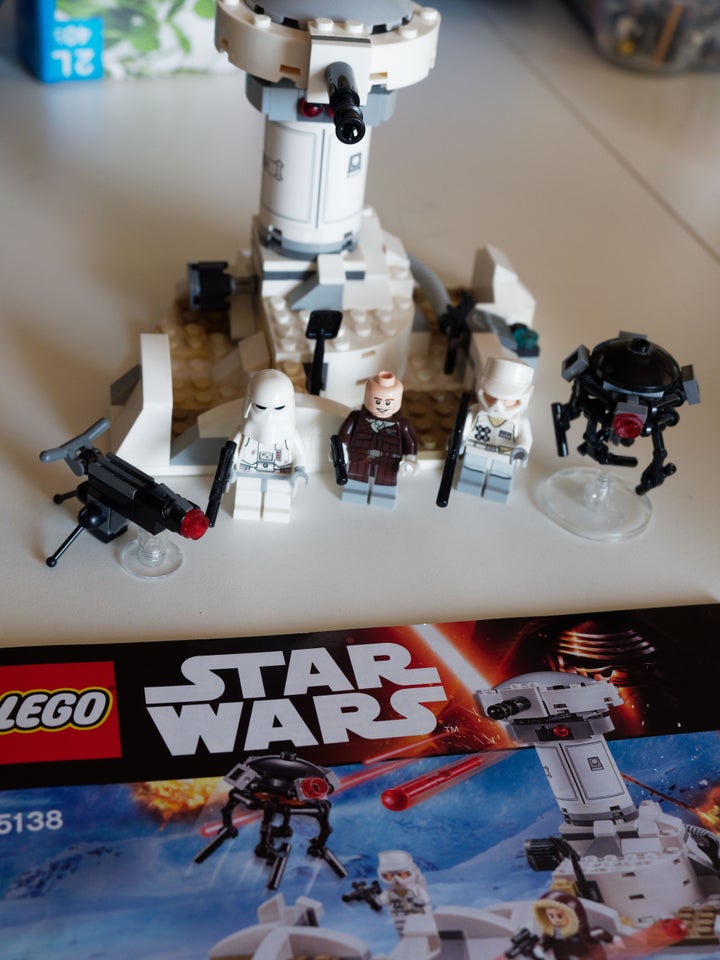 Lego Star Wars 75138