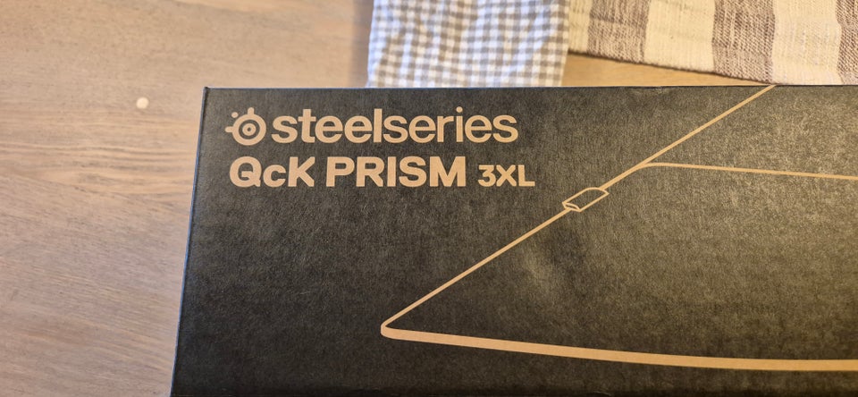 Musemåtte, Steelseries, QcK PRISM