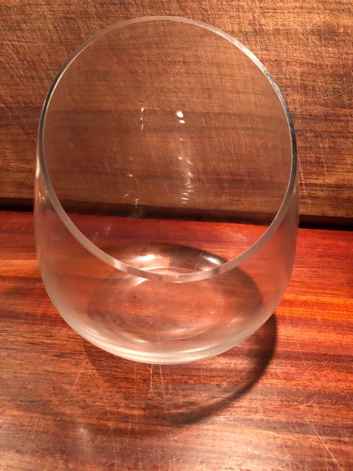 Glas Vase / skål i glas i skråt