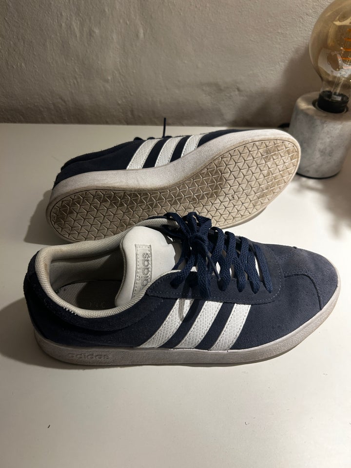 Sneakers str 395 Adidas